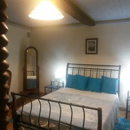 Casa Freiras Bed & Breakfast