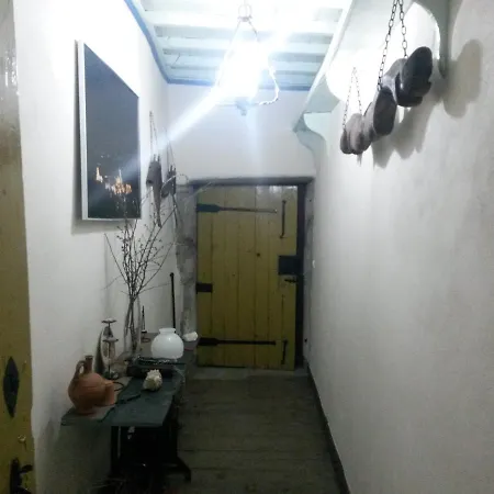 Casa Freiras Bed & Breakfast *