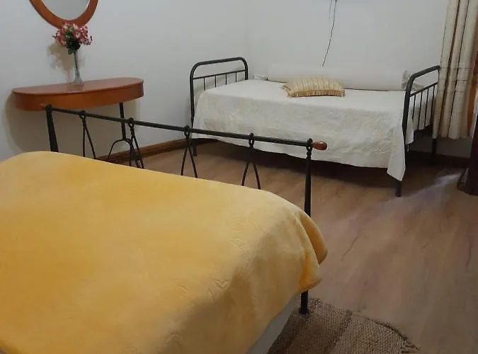 Casa Freiras Oda ve Kahvaltı 3*